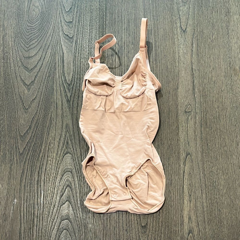 NWOT Skims Sculpting Bodysuit - Size XXS/XS
